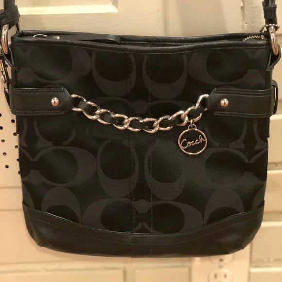 Coach Handbags - Coach shoulder bag RARE